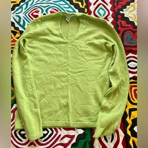 V-Neck Lime Green Cashmere Sweater